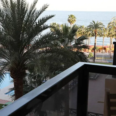 Rent4 Malaga Aloha Apartament *