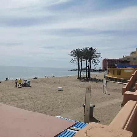 Apartamento Rent4 Malaga Aloha *