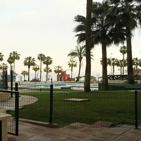 Rent4 Malaga Aloha Apartment *