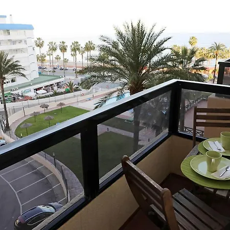Apartamento Rent4 Malaga Aloha *